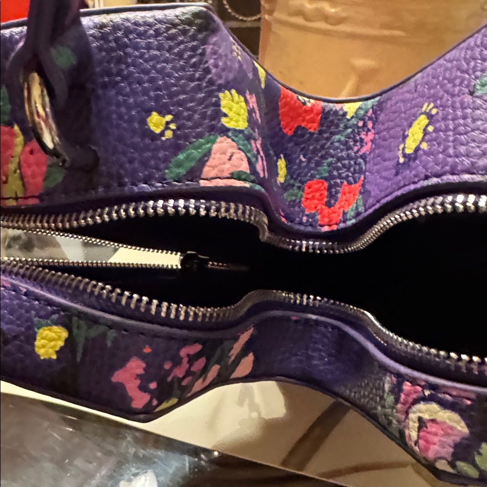 Yitty Floral Patterned Bag - Picture 7 of 8